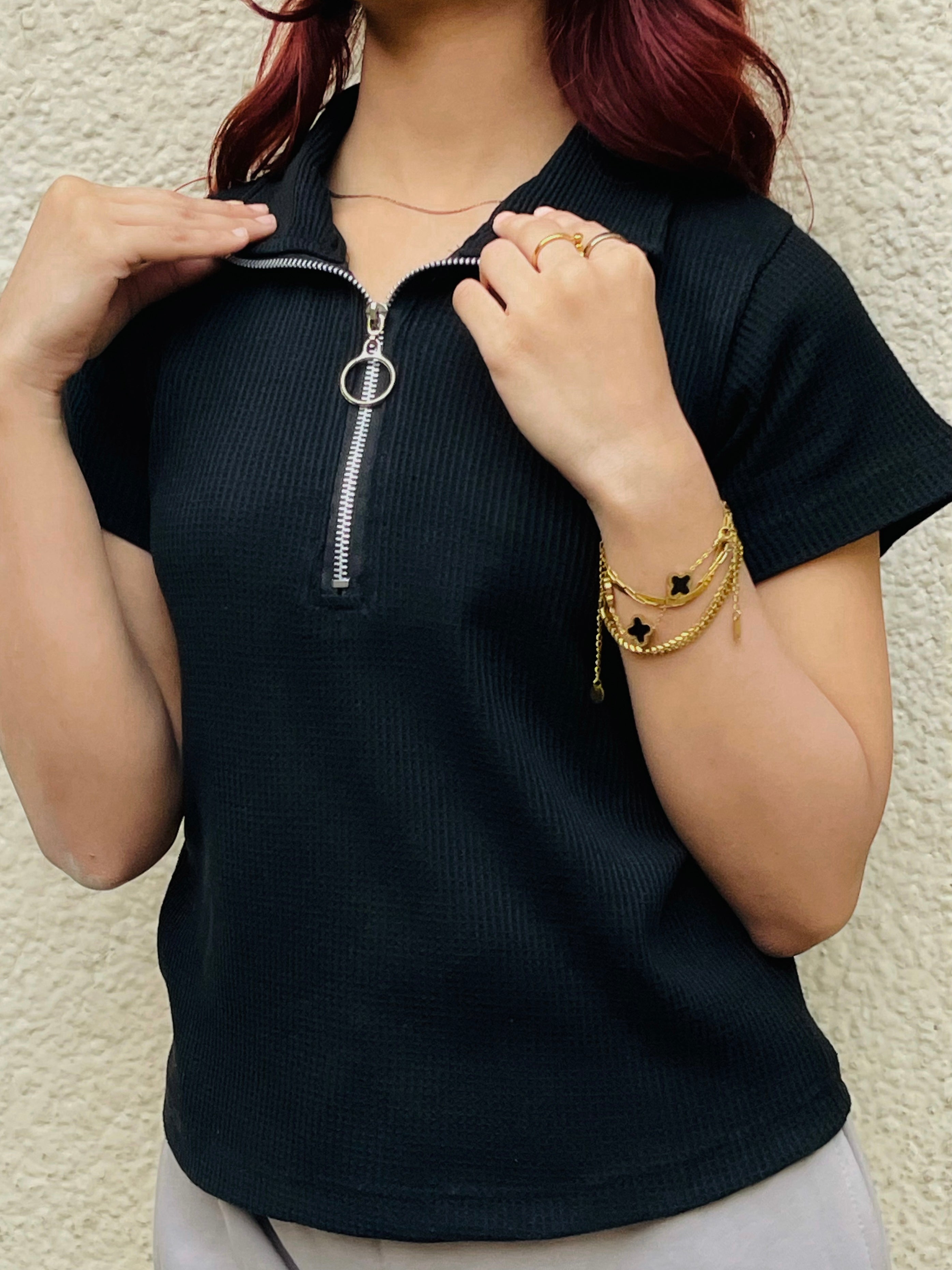 MOCKED NECK POLO ZIPPER – BLACK