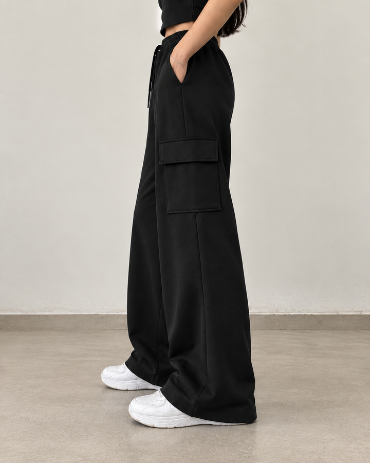 HIGH WAISTED BLACK CARGO Trouser