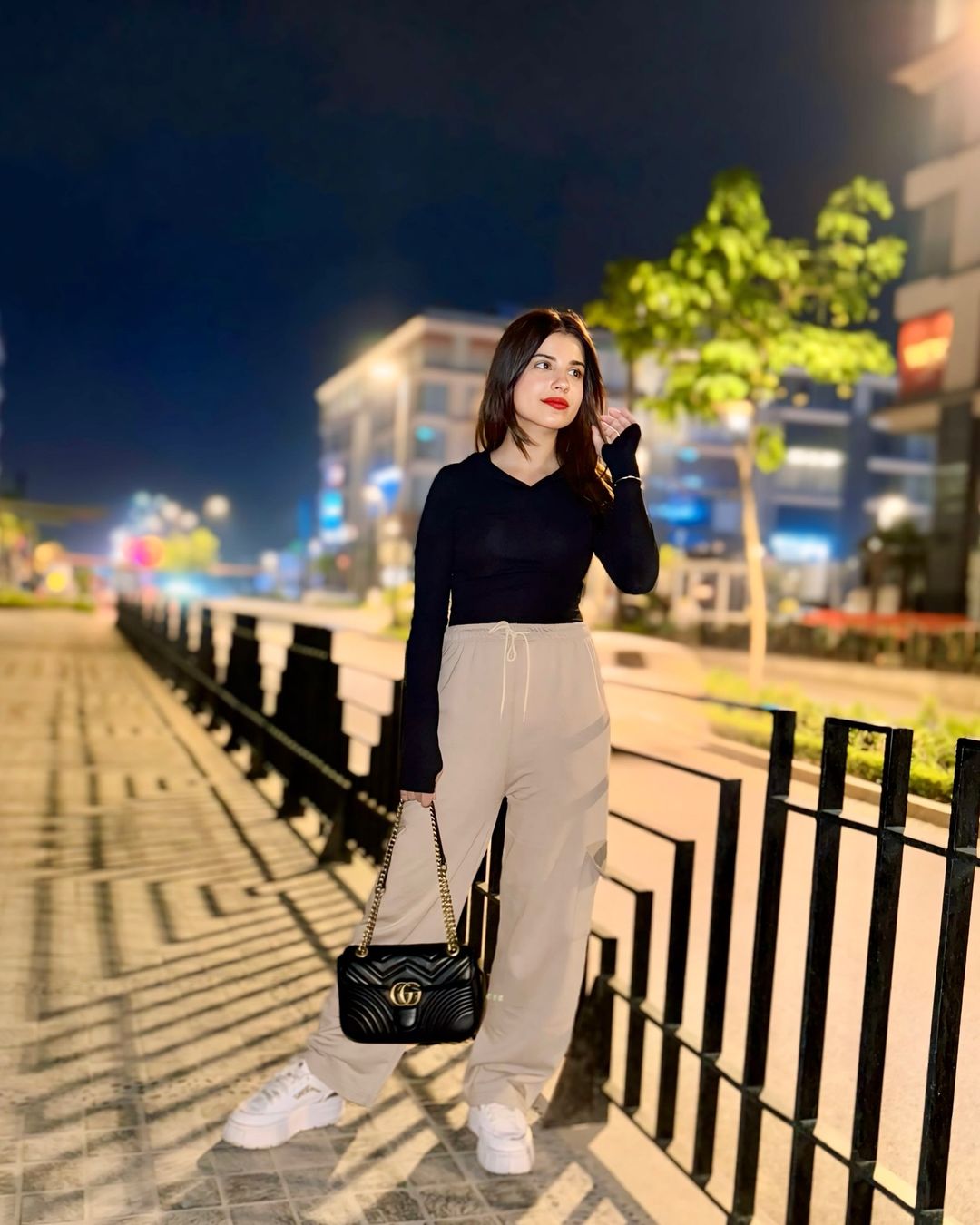 HIGH WAISTED WIDELEG CARGO TROUSER FOR WOMEN – BEIGE