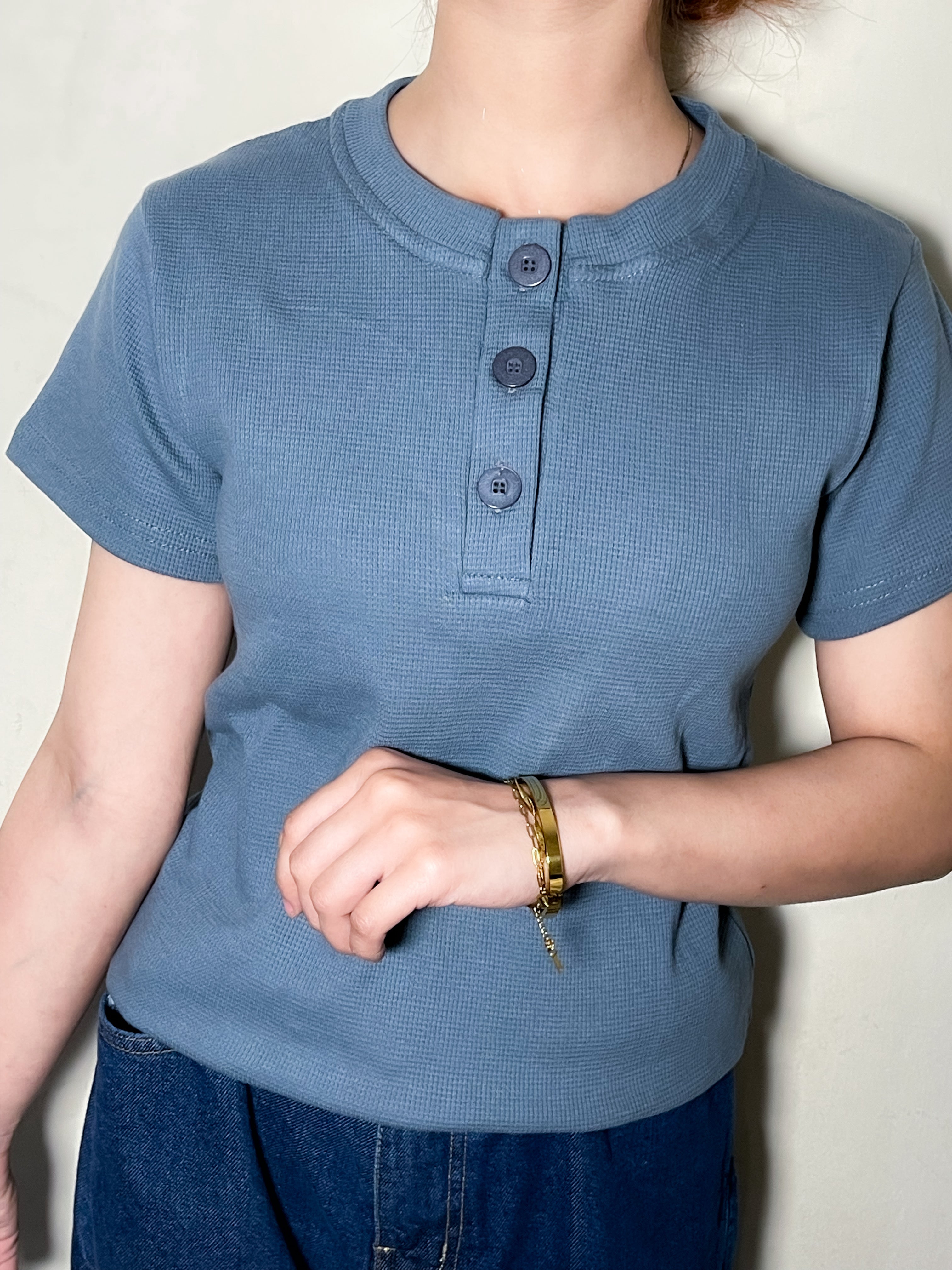 CW Button Front Rib Knit Tee – GREY – (Half Sleeves)