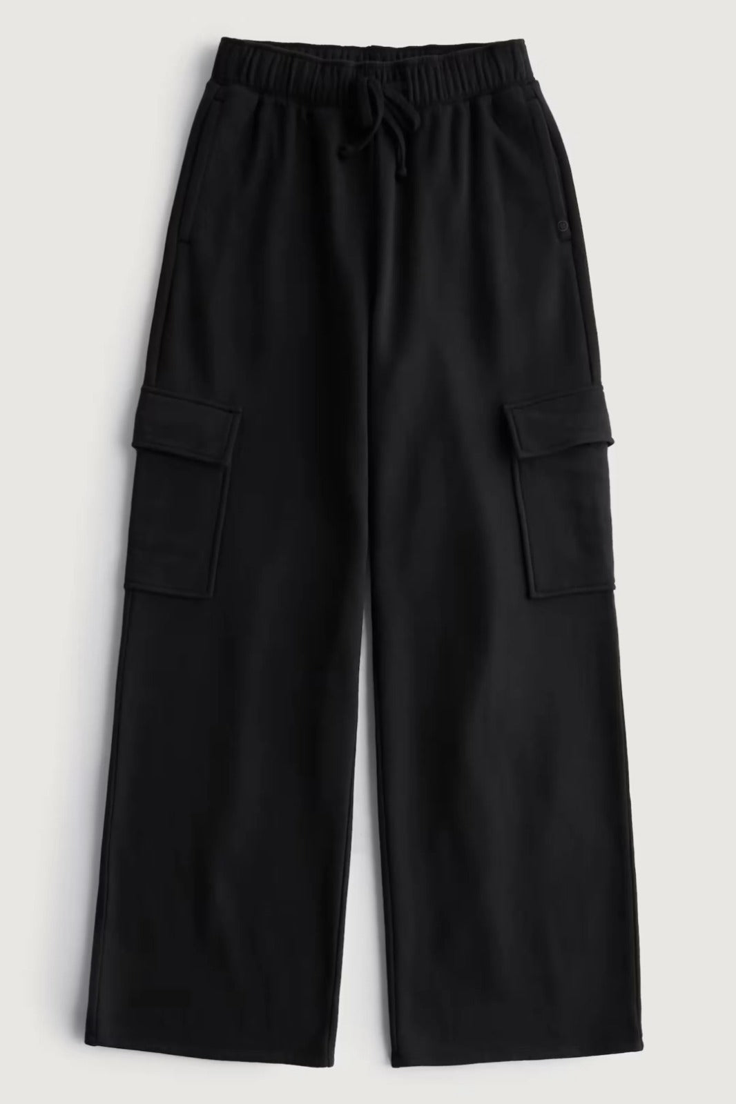 PURE BLACK HIGH WAISTED CARGO SWEATPANT