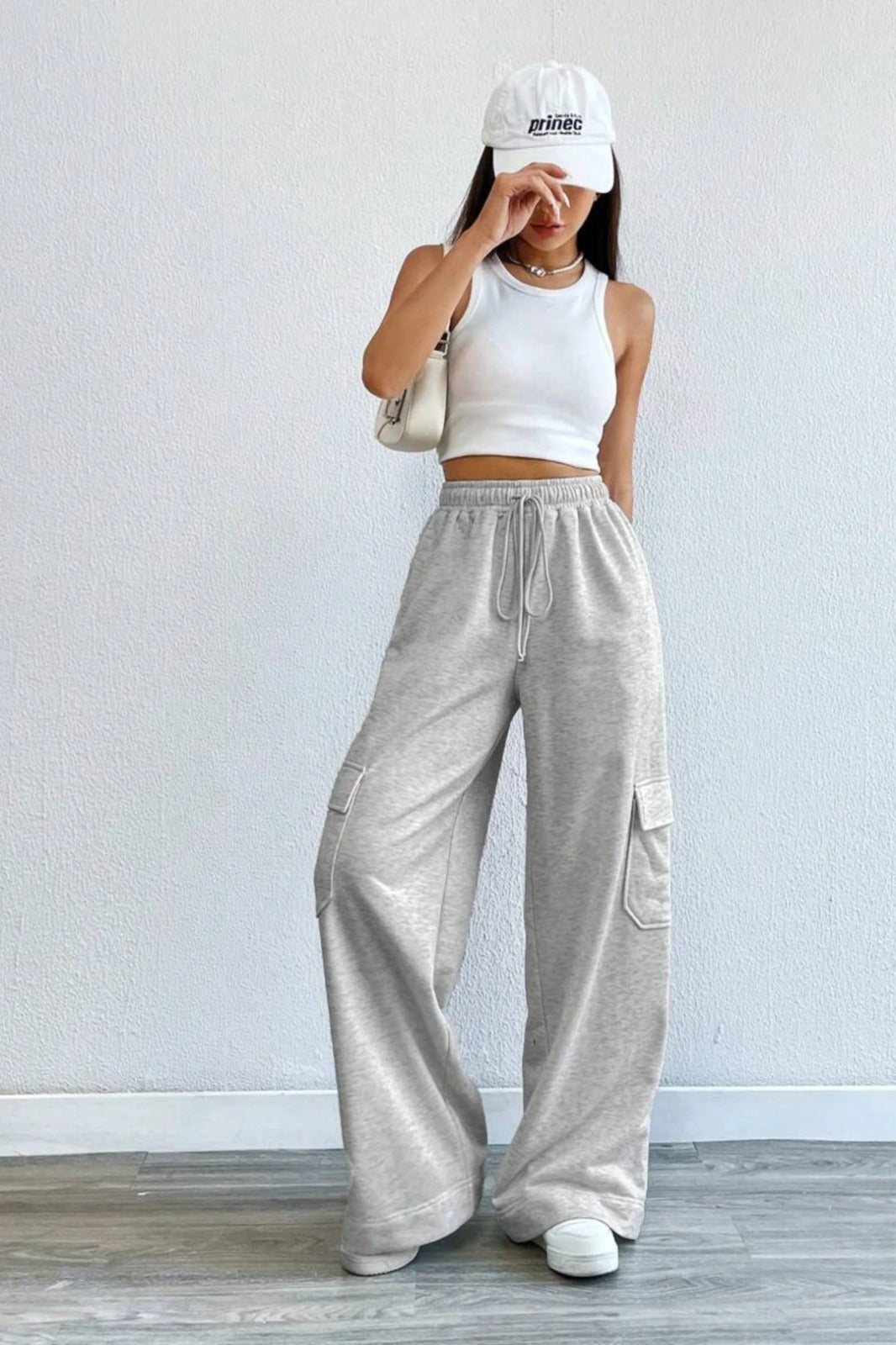 PULL&BEAR HIGH WAISTED CARGO SWEATPANT-GREY