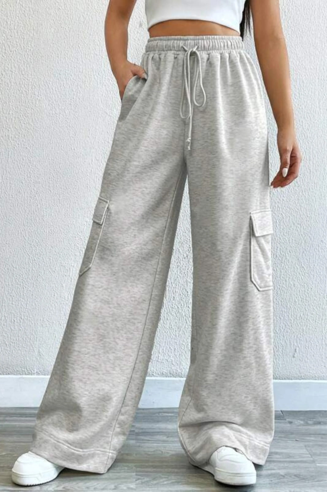 PULL&BEAR HIGH WAISTED CARGO SWEATPANT-GREY